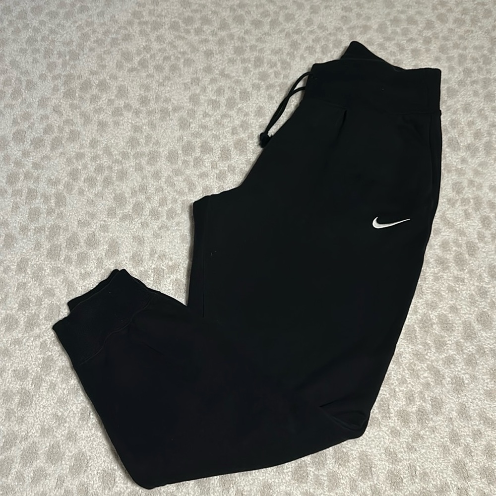 Women’s Size Medium Nike Joggers